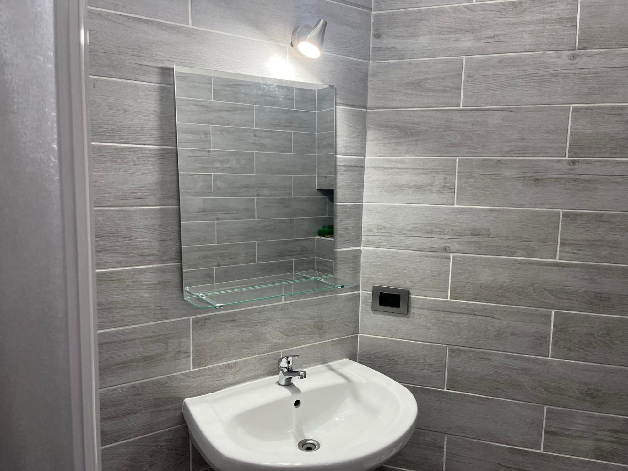 Bryan Home Napoli Bagian luar foto